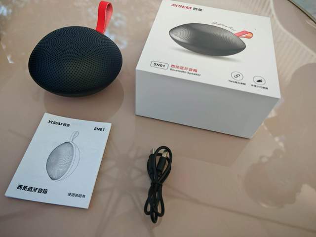 声西圣便携蓝牙小音箱上手简评k8凯发网站还原自然音场的美(图4)