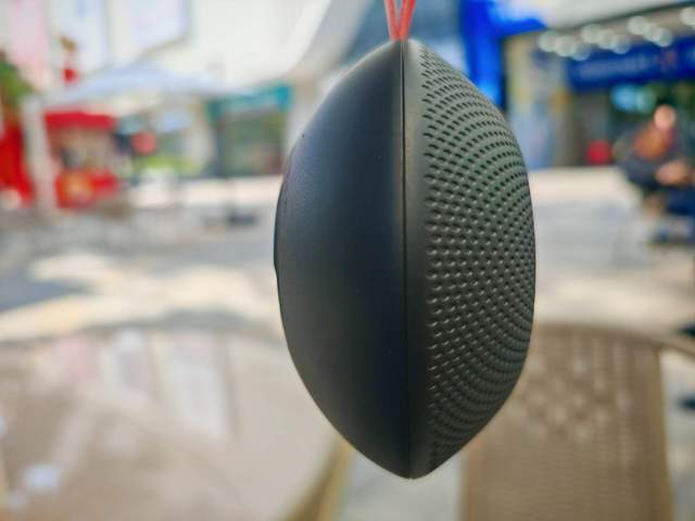 声西圣便携蓝牙小音箱上手简评k8凯发网站还原自然音场的美(图6)