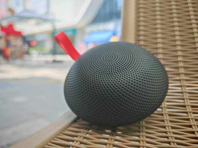 声西圣便携蓝牙小音箱上手简评k8凯发网站还原自然音场的美(图8)