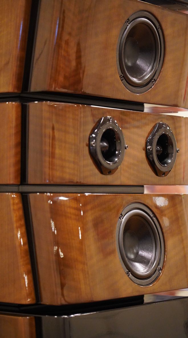 音响新巨人先韵音响九霄旗舰音箱系统K8凯发花了20年用耳朵调音国产(图3)